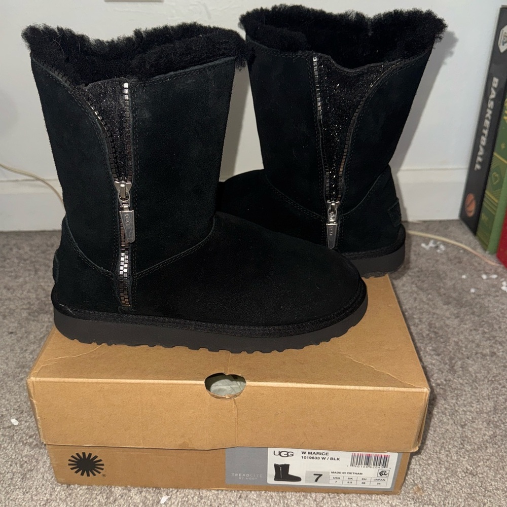 UGG Marice Black Winter Boots with Zipper